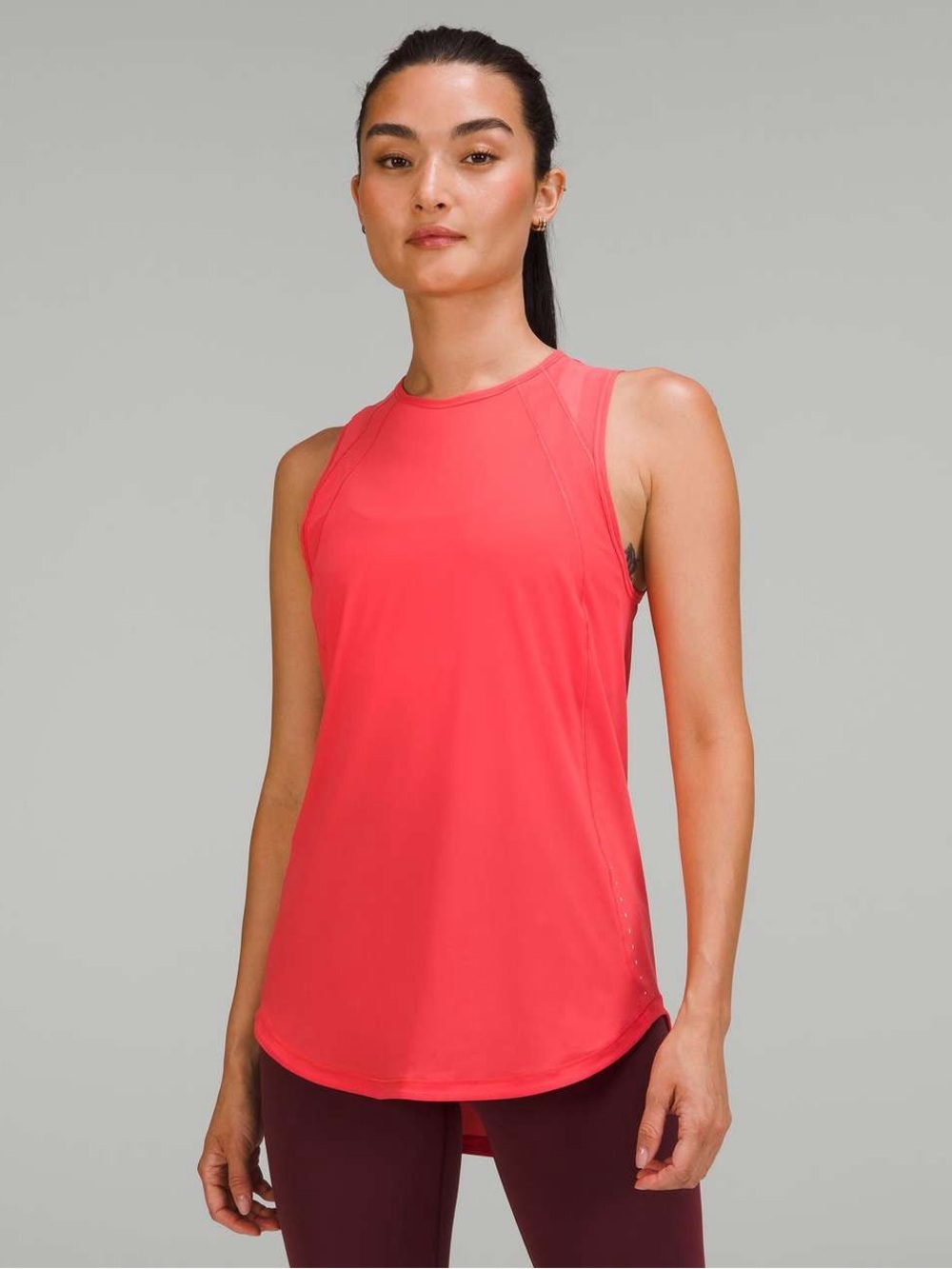 Lululemon Sculpt Tank Top Pale Raspberry Hip Length Size Medium Mesh Yoga Active